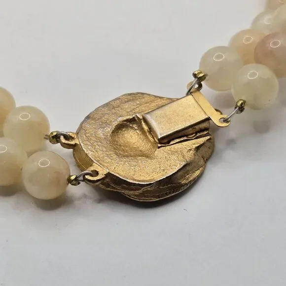 Vintage 2 Strand Choker Necklace Honey Yellow Lucite Beads Gold-Tone Rose Clasp - Picture 9 of 10